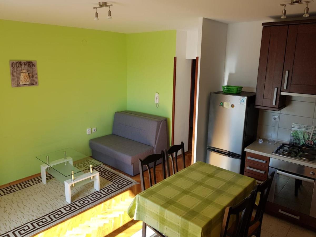 Apartments Ivana Diklo ザダル エクステリア 写真